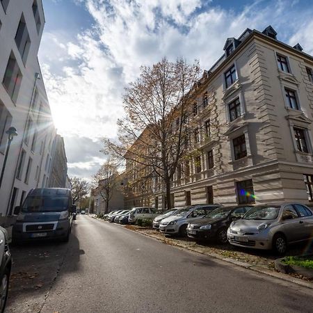 Moderne Eg-Wohnung In Sudenburg Mit Parkplatz, Top Anbindung Magdeburg Ngoại thất bức ảnh