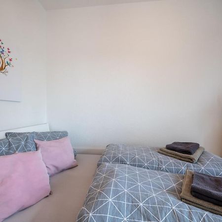 Moderne Eg-Wohnung In Sudenburg Mit Parkplatz, Top Anbindung Magdeburg Ngoại thất bức ảnh