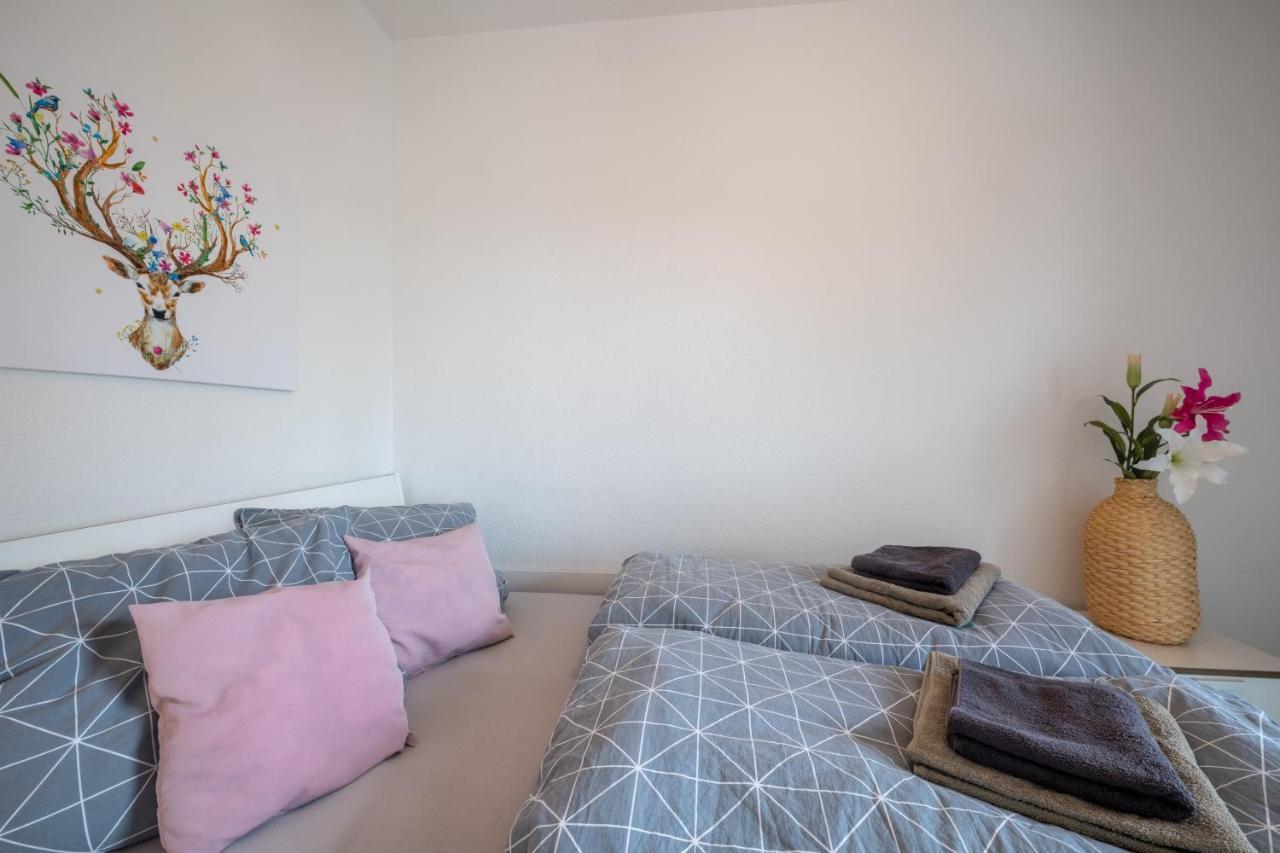 Moderne Eg-Wohnung In Sudenburg Mit Parkplatz, Top Anbindung Magdeburg Ngoại thất bức ảnh