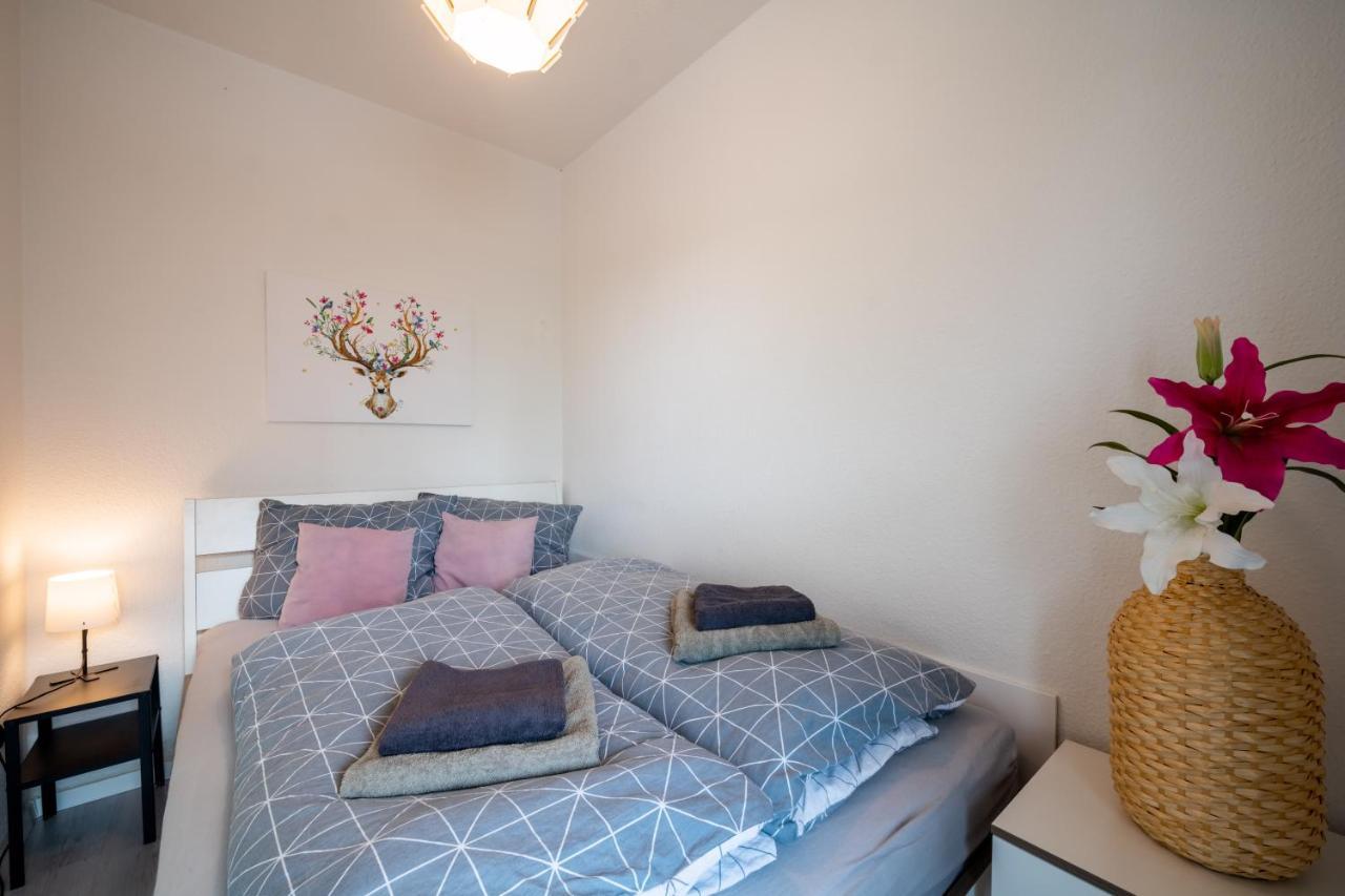 Moderne Eg-Wohnung In Sudenburg Mit Parkplatz, Top Anbindung Magdeburg Ngoại thất bức ảnh